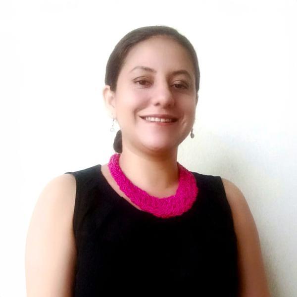 Yadira España