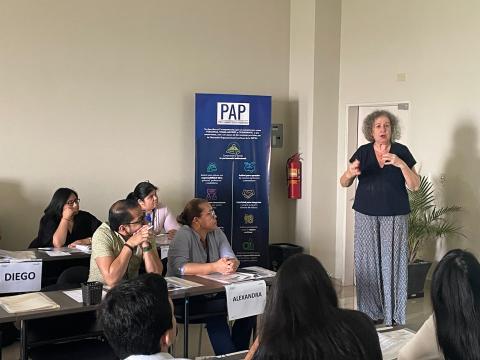 Ph.D. Gladys Rincón - Impulsando prácticas sostenibles para un futuro responsable.